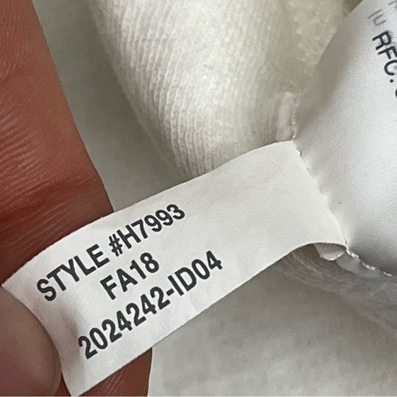 Madewell Textured Tie-Front Top - Picture 9 of 10